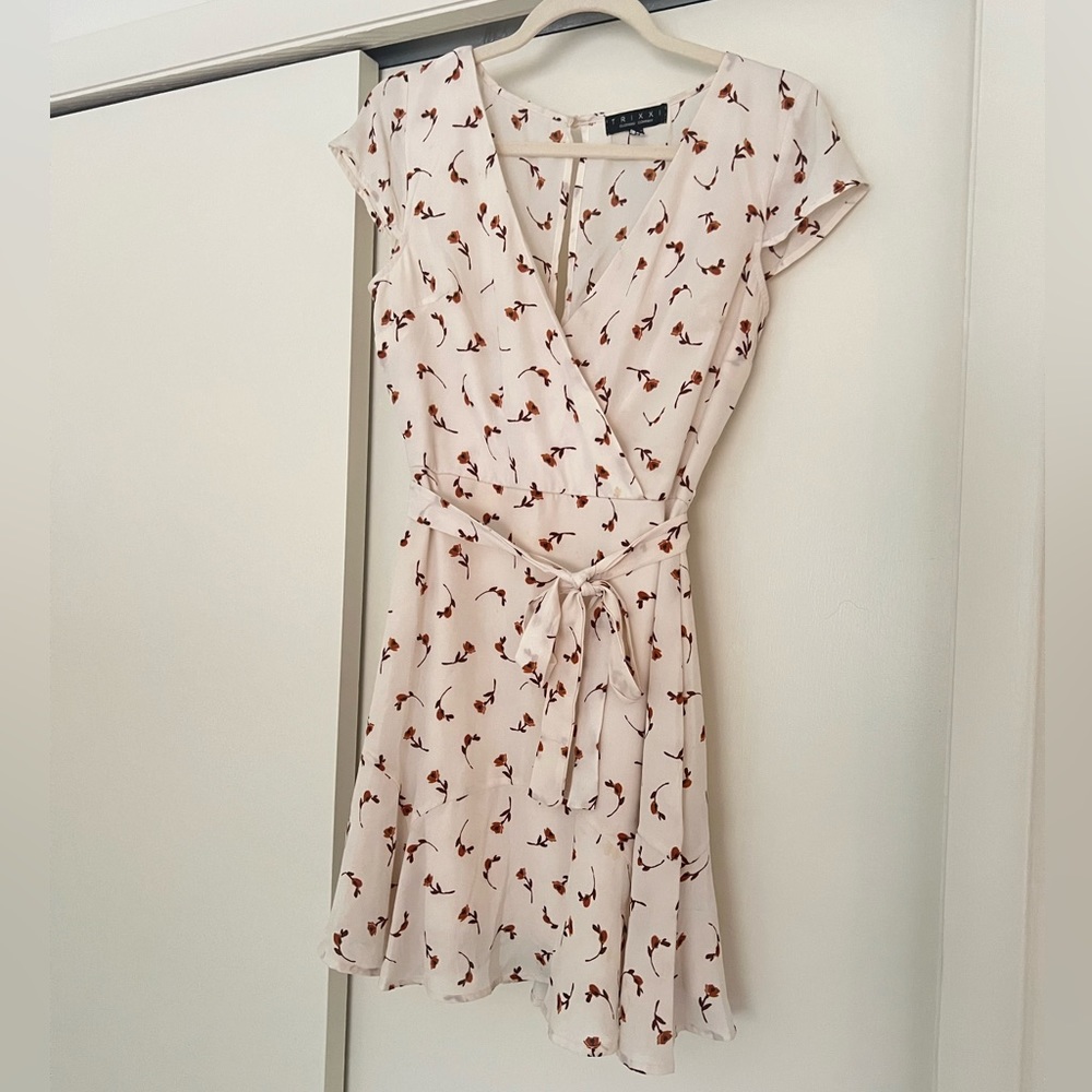 Women’s floral mini dress
